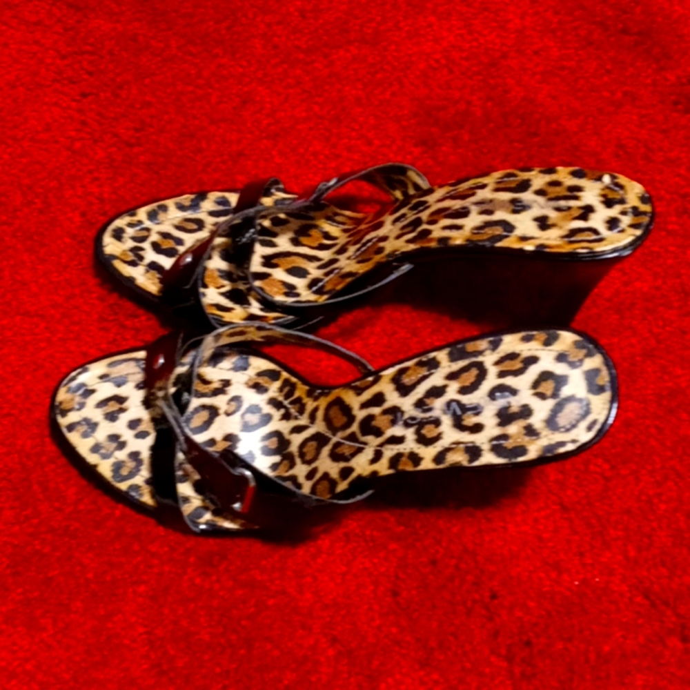 Womans Shoes